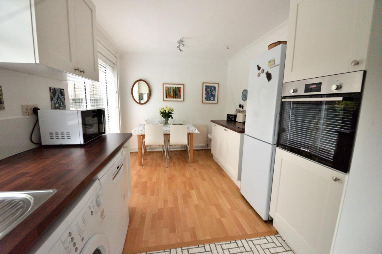 Vila Cosy House, A Train Spotter'S Delight! New Alresford Exteriér fotografie